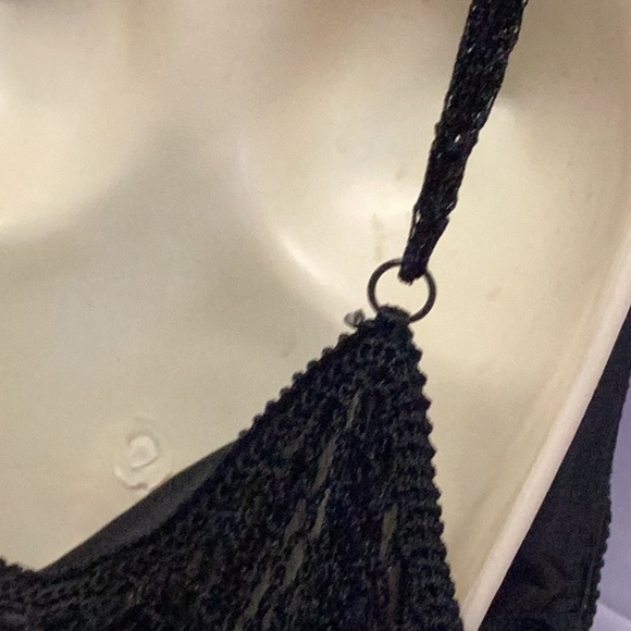 Cool Attitudes Black V-Neck Sleeveless Top - Picture 8 of 9